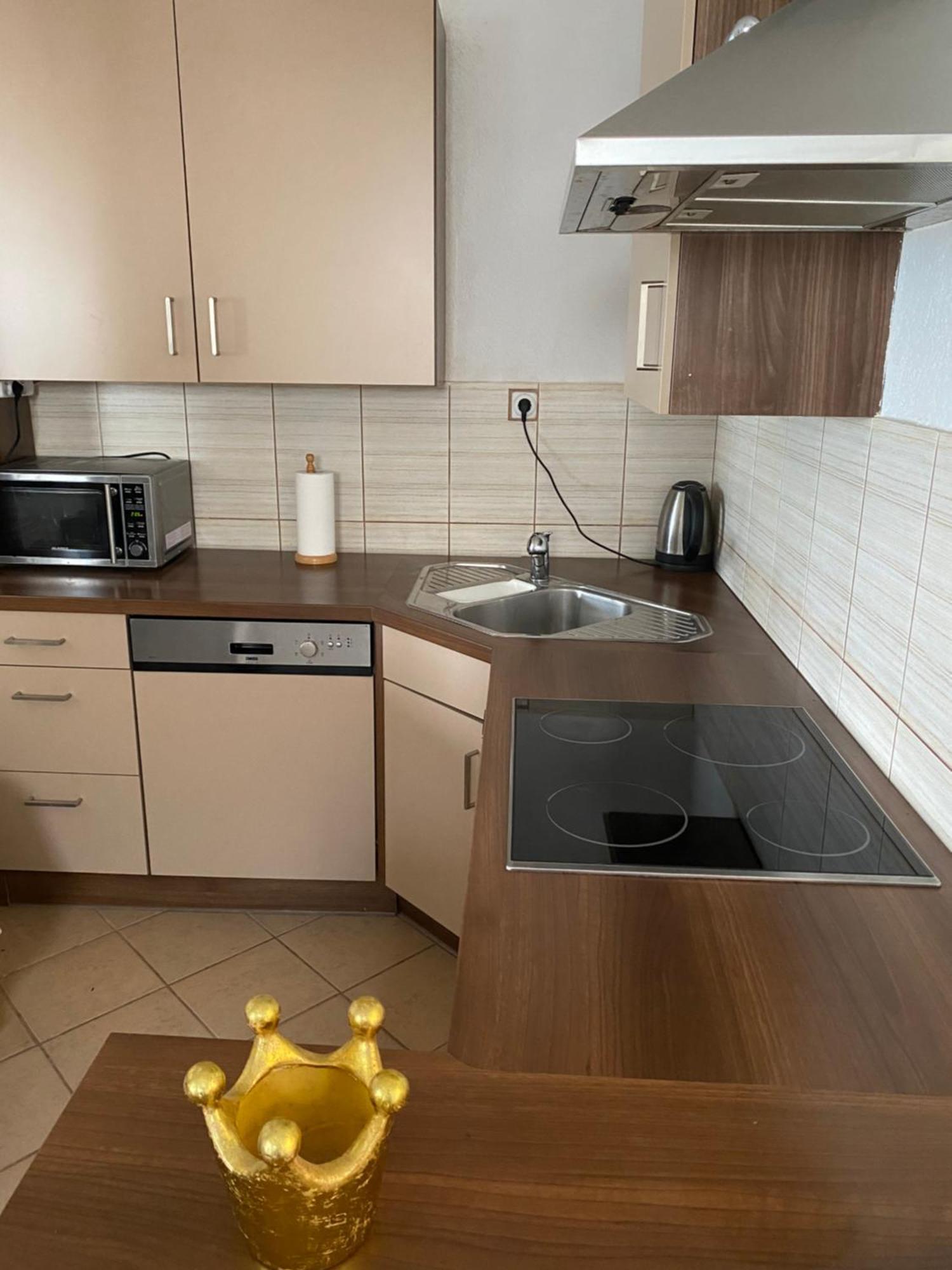 Guest House Kruna Улцинь Екстер'єр фото